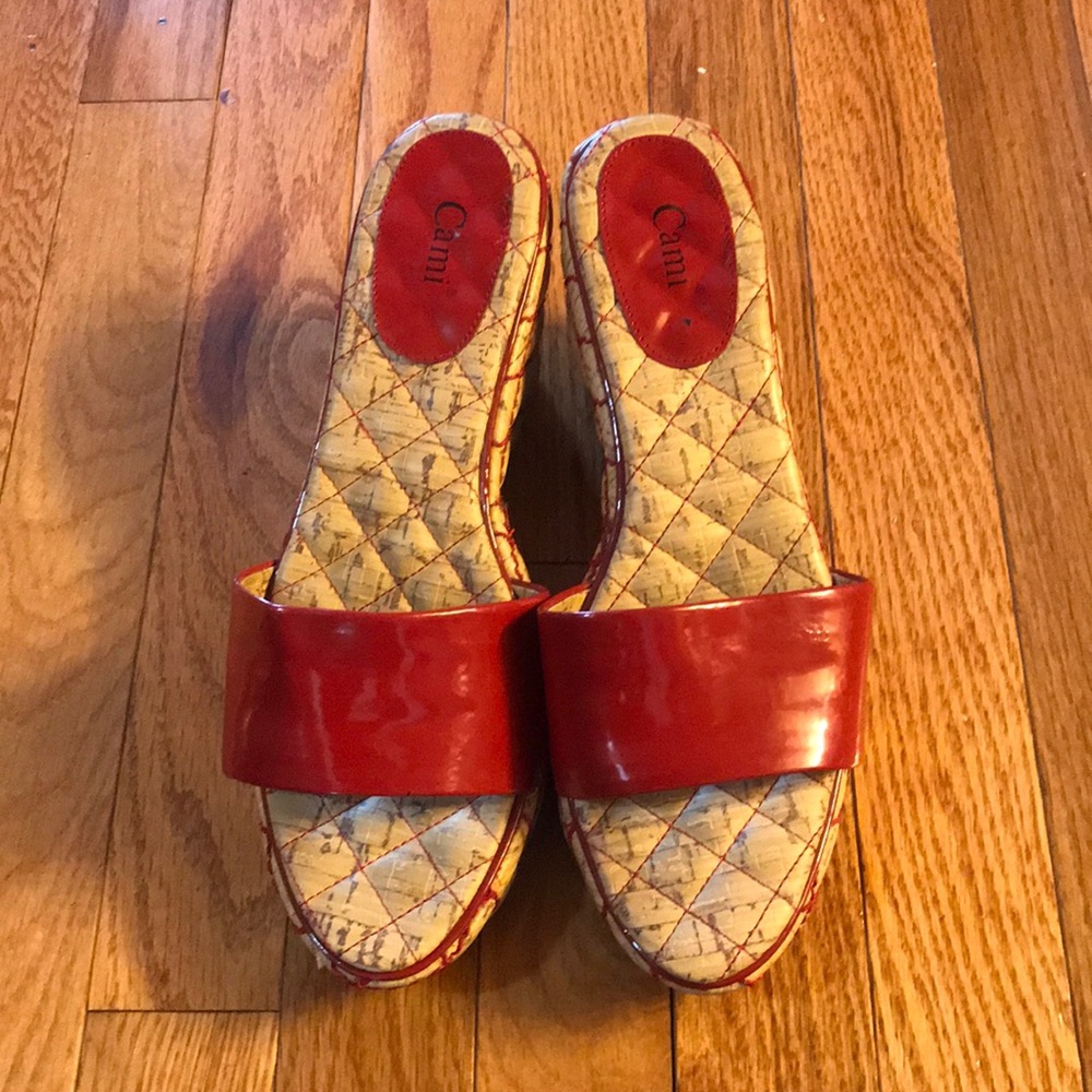 Red Wedges